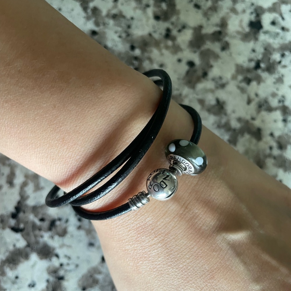 Authentic Pandora Black Leather Bracelet/Necklace 22” With Murano Glass Charm
